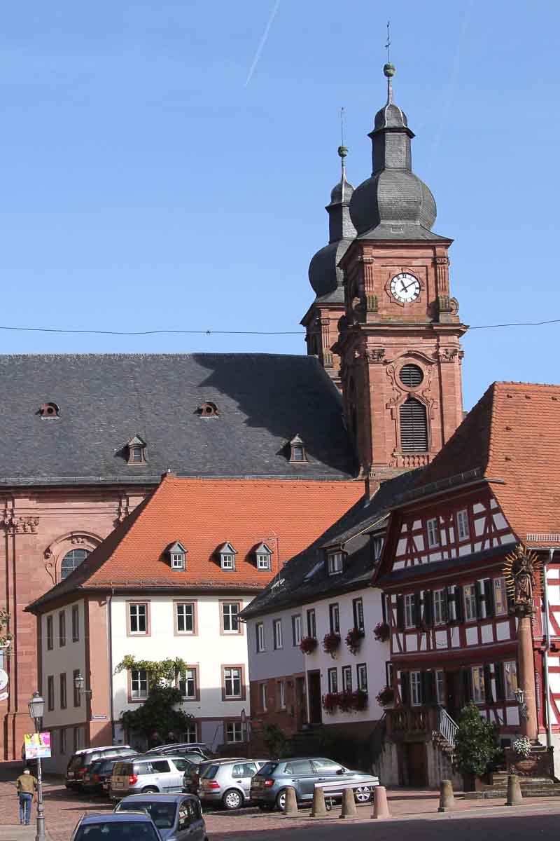 Blick auf Brauereigasthof Burkarth von St. Gangolf